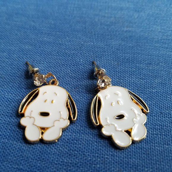 Jewelry - 🐕Snoopy Dog Earrings:  Push-back post Drop Earrings - NWOT🐕